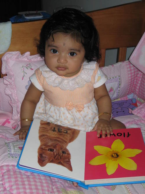 When you read to your baby, life changes! A mom and freelance writer shares reading-to-baby tips, reviews, book recommendations and more.