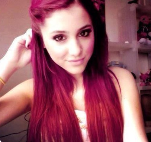 This is a fan site for Ariana Grande#I love her so much