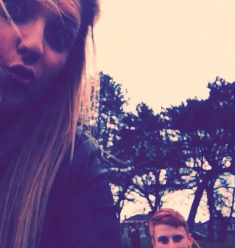 sarahlou_2468's profile picture. I'll follow back, I guess... @onedirection - 14'april'2013x