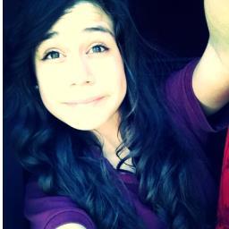 follow me i follow back c:♥