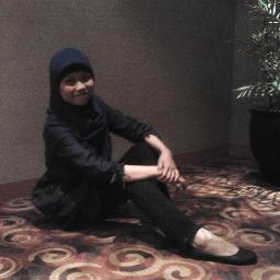 indah_miiuu's profile picture. Gagalnya cinta bukanlah gagalnya hidup. Bahkan banyak orang yg berhasil karena ditimpa kekecewaan yg sangat mendalam.