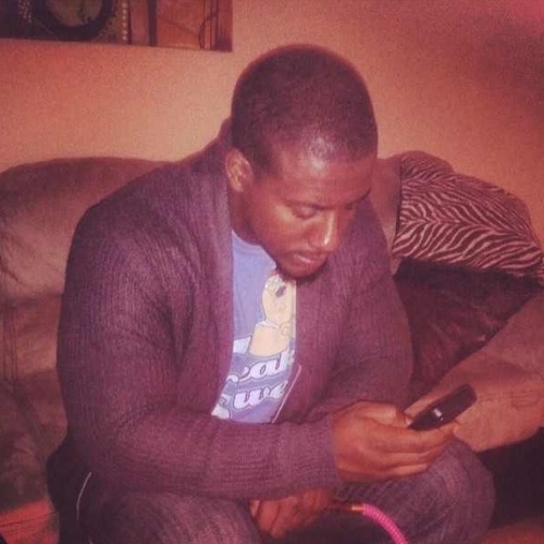 _trueTOlife_'s profile picture. Perverted old man who enjoys underage drinking. CEO of Husky Bro & Co