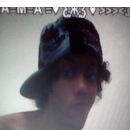 i love to chat with new ppl lol n 2 have a some fun :P