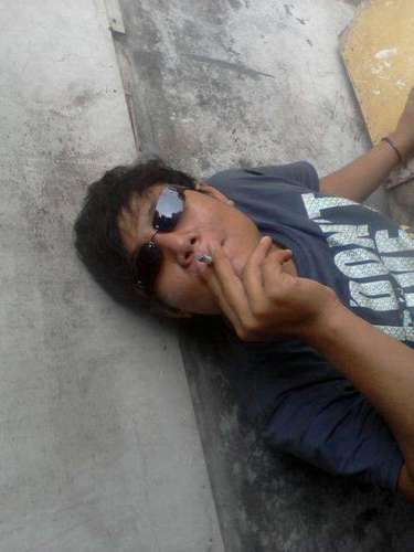 al_logai's profile picture. aku adalah aku,bukan orang lain