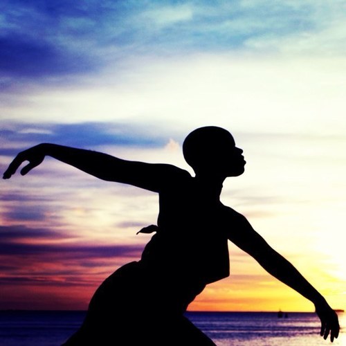 posting via @newmommywrites • mother | dancer | doula | writer | movement facilitator | #wednesdaysbloom #newmommywrites #liberatedbooty | brd mbr @DanceMetroDC