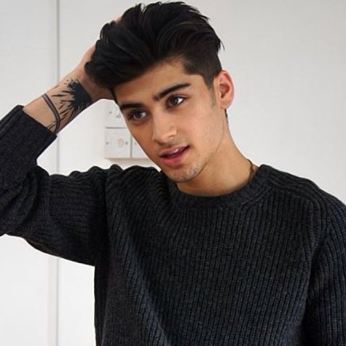 main account: @heyziarry