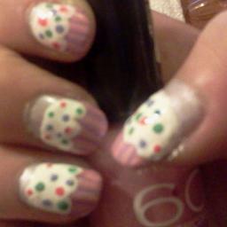 nailart lover, breng ook eens een bezoekje aan mn blog: makkelijkenailarts,wordpress,com , love voor mn followers