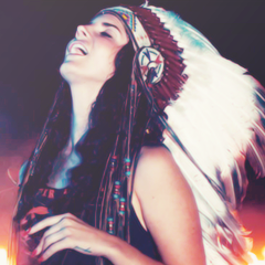 i love lana del rey and justin bieber is my idol.