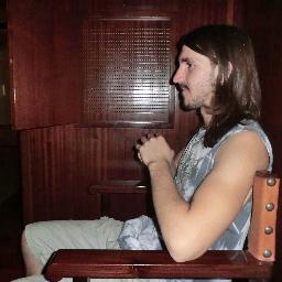 AlexBuenoJurado's profile picture. ``Nuestra sabiduría es imperfecta, la enseñanza mejorable,
la ignonarancia indeseable y el aprendizaje ilimitado.´´