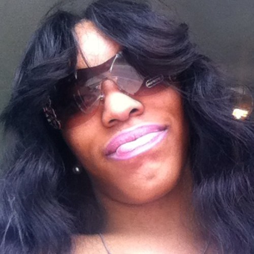 #TEAMLIGHTSKIN #TEAMBADBITCH THE TOPIC OF EVERYBODY DISCUSSION SIMPLY JUST HONEY   THATS ME  FRIDAY AT 007 
MY BDAY BASH 007