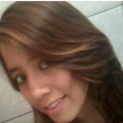 sou uma menina muito legal eu tenho 15 anos quem q me conhece e so me segui
