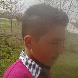arkadaşın biri küsmüş üzgünüm