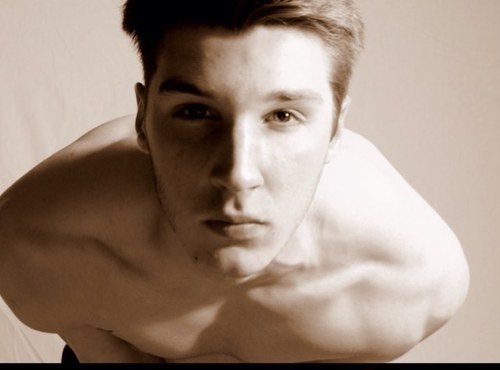 RiWSphotography's profile picture. Just a kid doing what he loves. Click. Snap. Shutter speed. Its an art form. ~Photography~