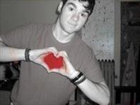 Im just like you.. Treasuring every moment...Hell.I lOVe lIFe.Live Well,Love Much,Laugh often http://t.co/88ZzlxMUYU