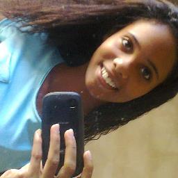 A amizade é como os títulos honoríficos quanto mais velha mais preciosa.
