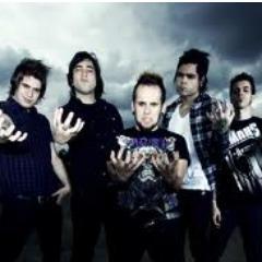 Twitter dedicado a banda @gloriarock
postarei letras de musicas,sempre declarando o meu amor pelos guerreiros @migloria, @pereskenji, @elliot_reis @RickyGloria