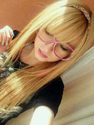 ♥ Tengo un corazon. terco,tonto,raro,impredecible,temereso & muchos defectos mas  pero que sabe amar como poqos aman ♥