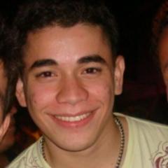 Você nunca sabe a força que tem, até que a sua única alternativa é ser forte.