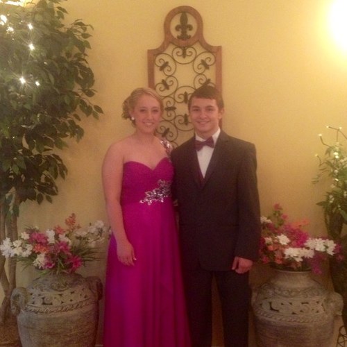 middleton2110's profile picture. Never let the fear of striking out keep you from playing the game ❤⚾