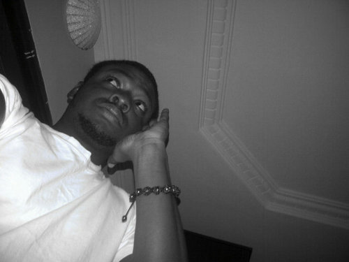 tweetnchimere's profile picture. life is $imple..