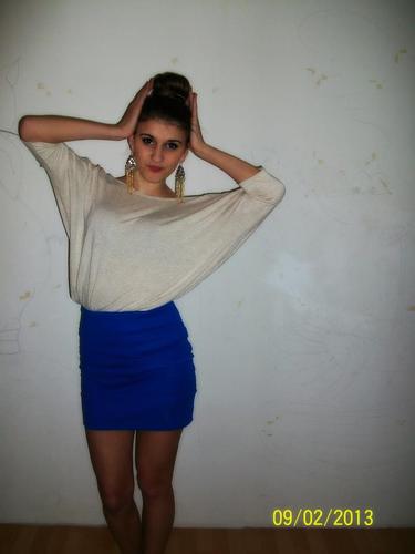Hi! Follow me and I will follow you back :)