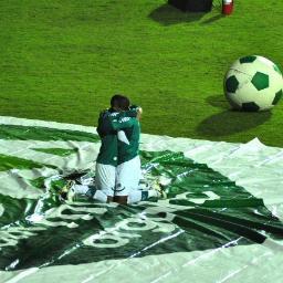 Glória imortal de nosso esporte nas oito letras: CORITIBA !