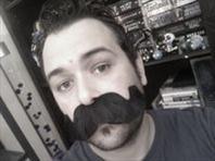 New record Live with the Colorado Symphony RH4RoKZ7 tweets mostly @kingshawn http://t.co/Z7kjA5VUSJ