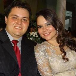 Advogado, Casado e Pai de Cácio Neto.