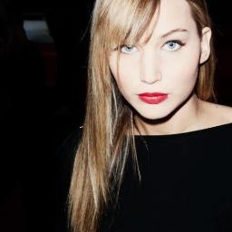 Account Limit di : @joshismypeeta 
Follow me