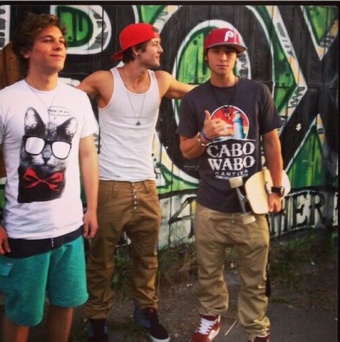 All i can say is that i love emblem3❤️❤️
