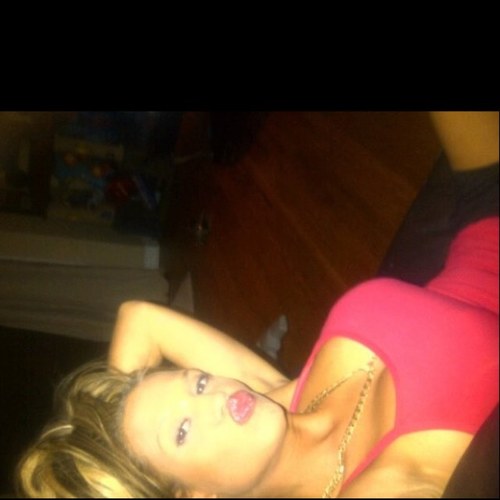 missj19855's profile picture. Add me to IG: @jessicanonya 
Make up artist, wifey, mommy of 2 beautiful boys  animal lover, fashion lover & lover of life ❤