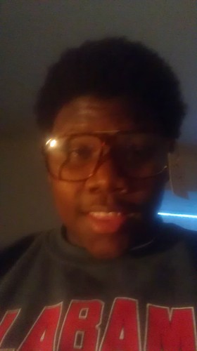 my lingo rich I party party party till my heart skip a beat I like to be in the studio I love music and It's sound I enjoy Sosa