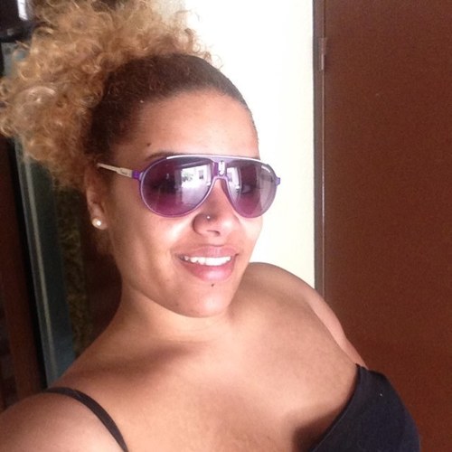 @DjJayana: La vie et courte profite de la personne ke tu aime o lieu de courir derier cel ki ne taporteron rien #ComprendrontCeuxQuiPeuvent #