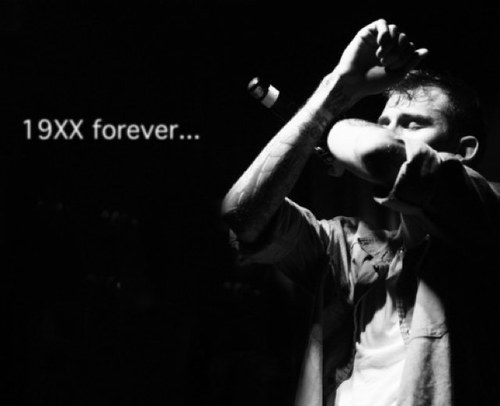 Just another @machinegunkelly fan page.