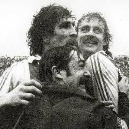 Responsable de comunicación da Federación Galega de Fútbol. Un devorador de deporte. Así estou de tanto devorar. AUPA ERREALA!!!!!!!