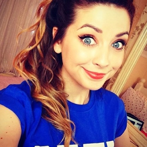 ZoeMartinTH's profile picture. you're a nerd