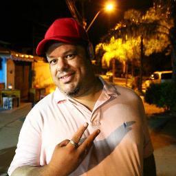 Empresário e Repórter
Solteiro, pai de 1 filho, cozinheiro, ator, fotógrafo e produtor... Ah, e Pescador também!!!