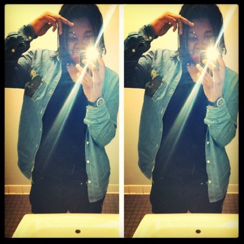 Fuck a bio , i mite be a youngin but i got a mind of a oldhead !