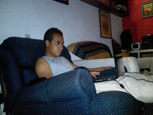 hieloco80's profile picture. Chef  Y Bar man. Me encanta mi trabajo y vivo para el ,lo mejor es vivir de Noche x q esta vida es una fiesta , y asi la disfruto