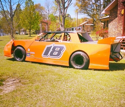 Im a southerner that dirt track races all over the mid-south