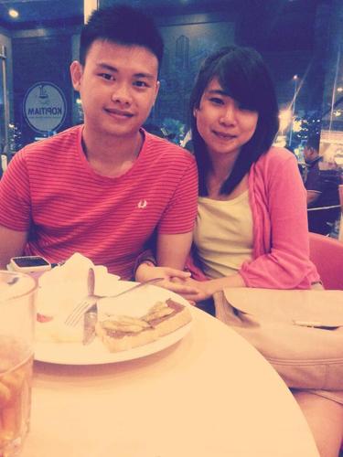 Prasetiya Mulya Business School Business Management student | Owner of Tahu Manalagi | Diver :)
