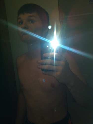 Hi im brandon jajaj... im a big music person i sing and write... im gay and proud... follow me on instagram lei223