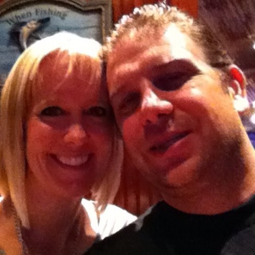 halfdozenbakers's profile picture. 