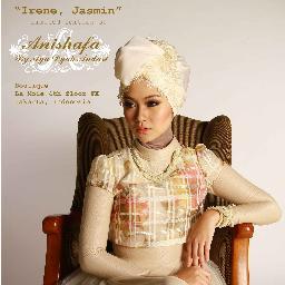 Alyashafa's mommy | Fashion Designer of Ayu Andari Couture | Anishafa (luxury Fashion hijab) | Alyaneva (Vintage Rtw)