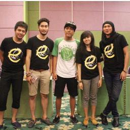 My singer fav : David Cook, Non Dera, Judika, Iwan Falls, Anang Hermansyah, Ari Lasso