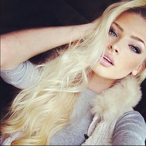 I have a problem with regretting things. I'm not perfect.  I just want forever love. ♡