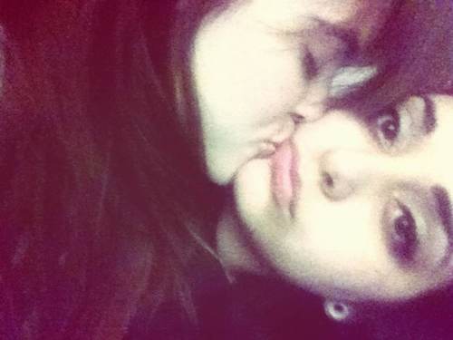 I love my girlfriend3 forever and ever unconditional love.