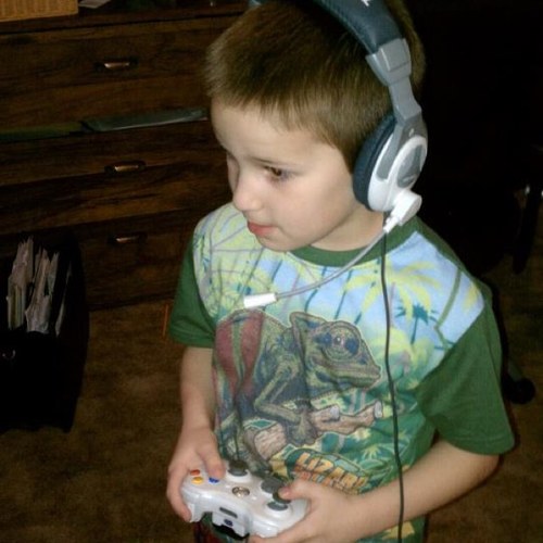 ThemCodPlayers's profile picture. Someone who states the truth about the people you'll find in your day to day game. Email me at shitcodplayerslike@gmail.com