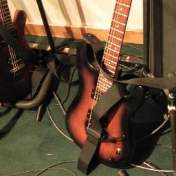 Full-service recording studio offering production, engineering, mixing, mastering and live audio. Grande Prairie / Sexsmith AB