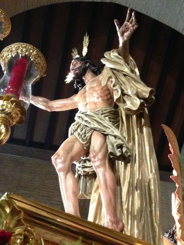 Compra/venta de artículos cofrades (enseres, pasos, instrumentos musicales...) nuevos y de segunda mano.